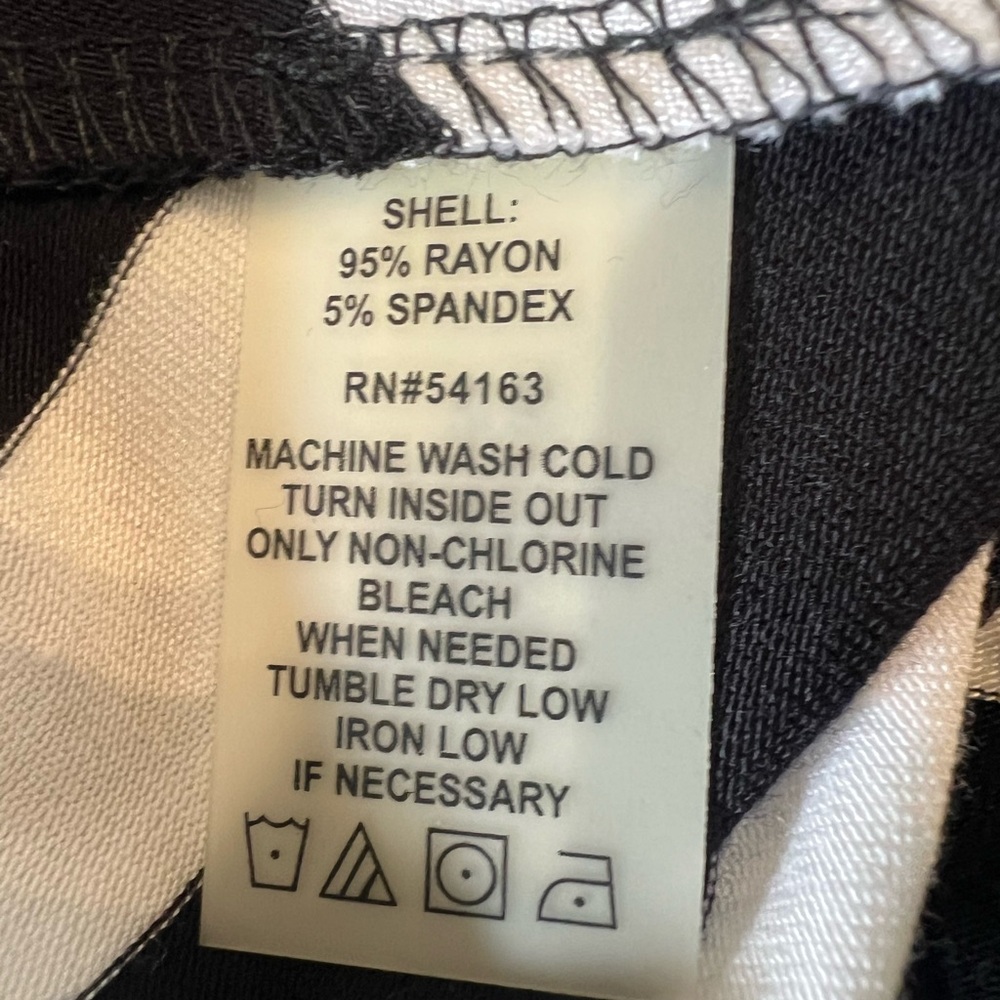 Calvin Klein Black and White Striped Chevron Maxi Dress Size 10 - Picture 6 of 7